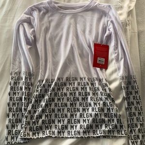 long sleeve logo tee